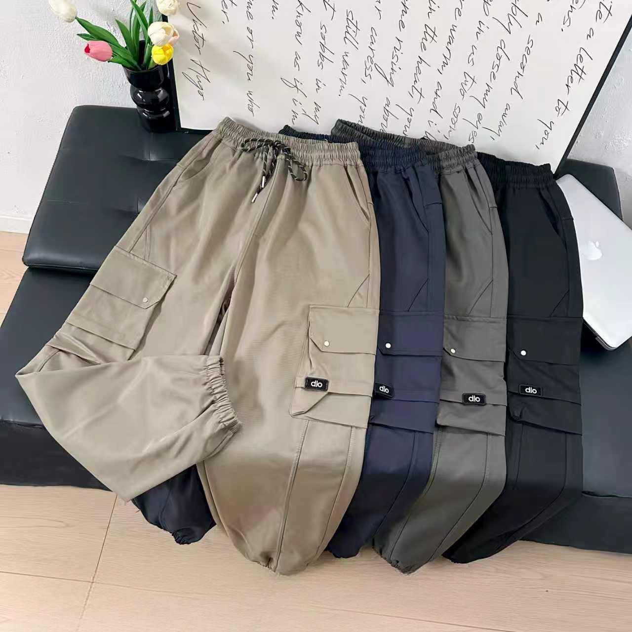 Plush Workwear Pants Are Wear-resistant, Warm And Skin-friendly