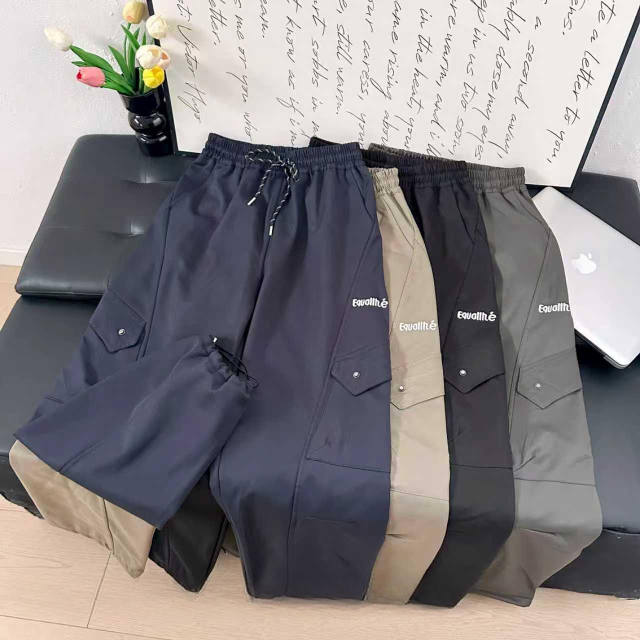 Plush Workwear Pants Are Wear-resistant, Warm And Skin-friendly